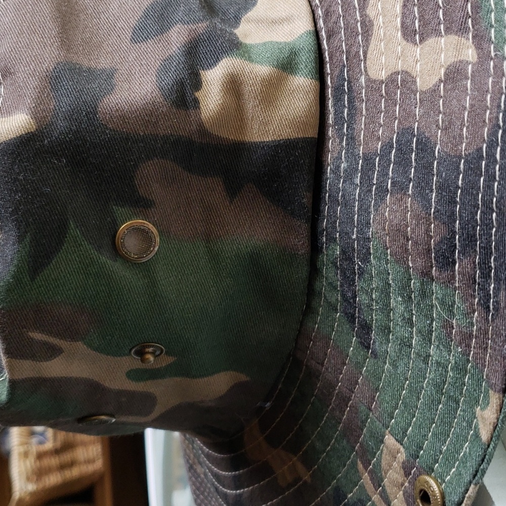 Adjustable brim Camo Sun Hat - Picture 4 of 6